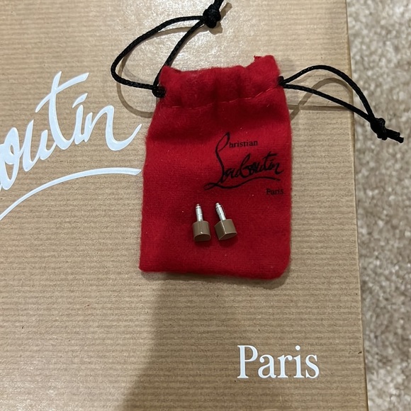 Christian Louboutin, Pigalle 100, Nude, shiny leather - Picture 9 of 17